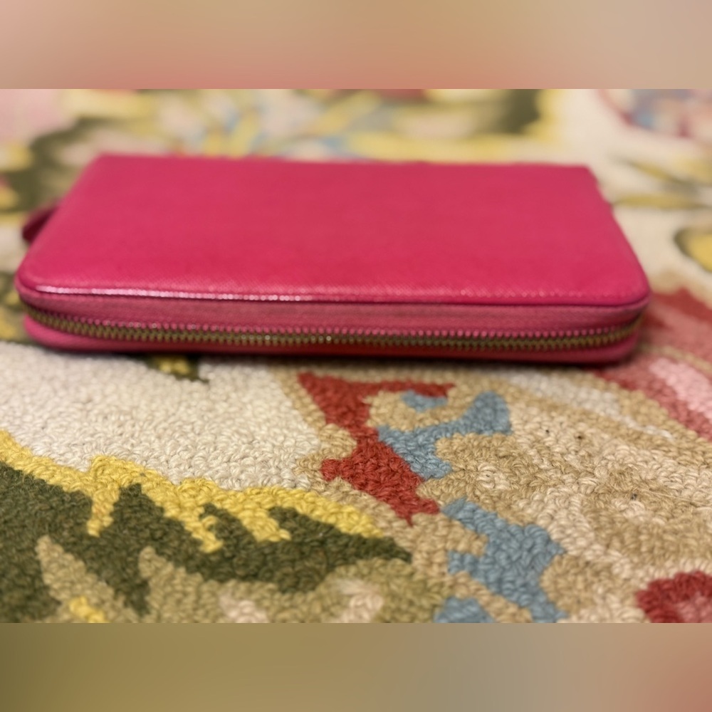 PRADA Saffiano Lux Leather Barbie Peonia Pink Continental Zip-Around Wallet - Picture 11 of 16